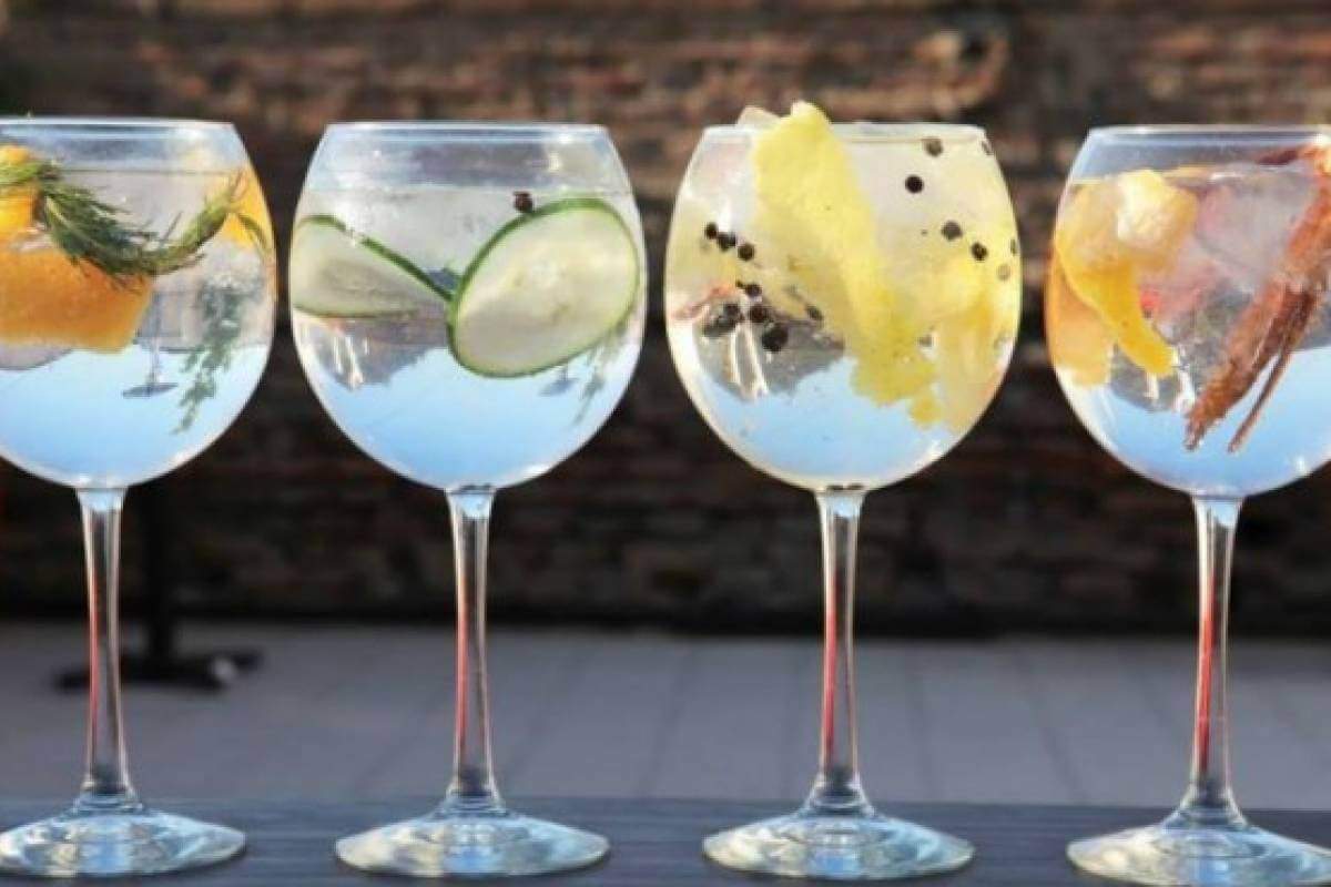 BDA Sailing Experience Gin Tonic & Sunset Sail Cruise in Barcelona