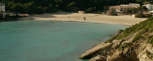 mejores calas ibiza cala llonga