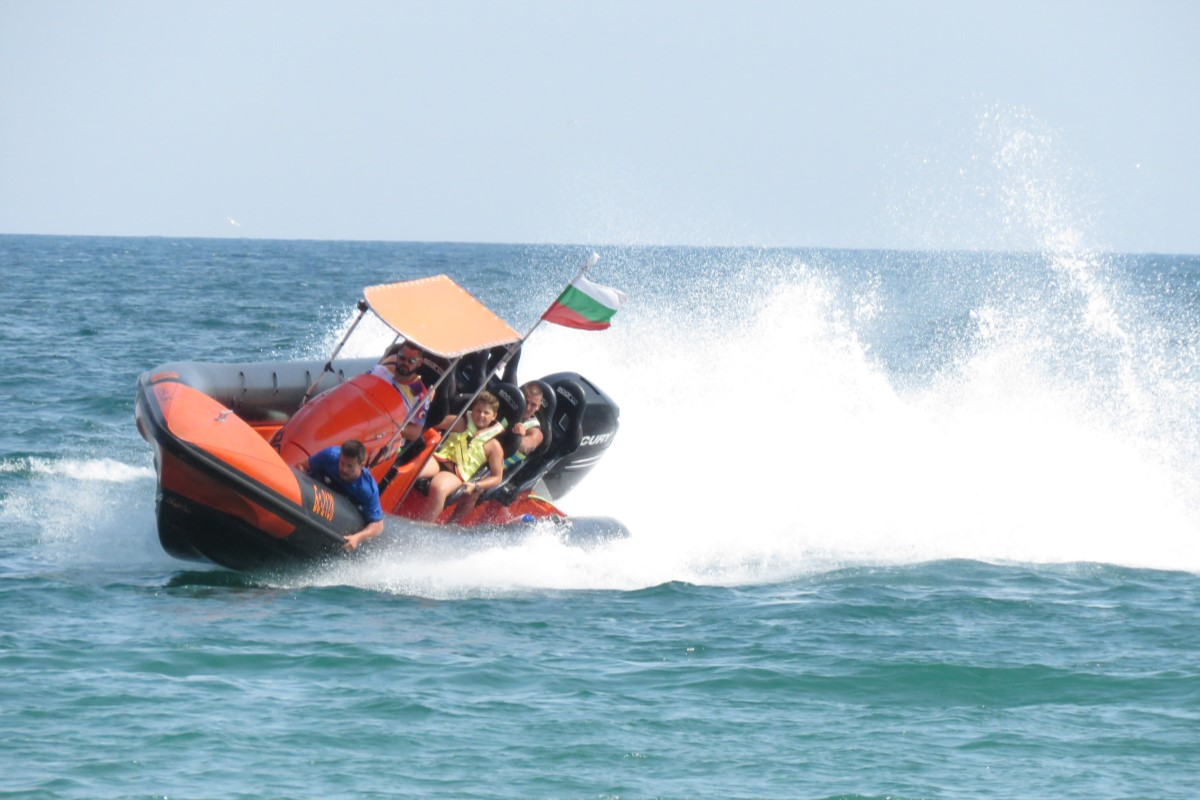 Speed Boat experience in Barcelona. Extreme adventure experience in Barcelona
