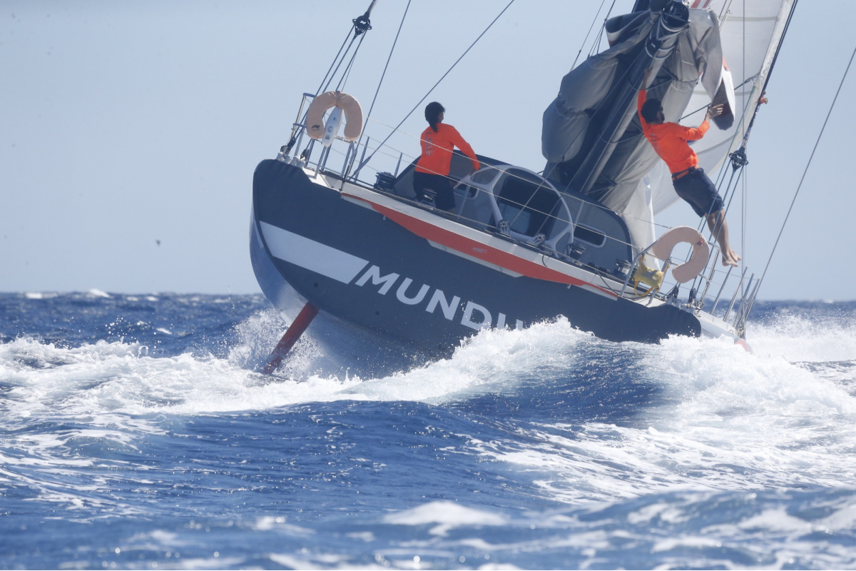 America's Cup à Barcelone, navigation extrême sur un voilier IMOCA 60