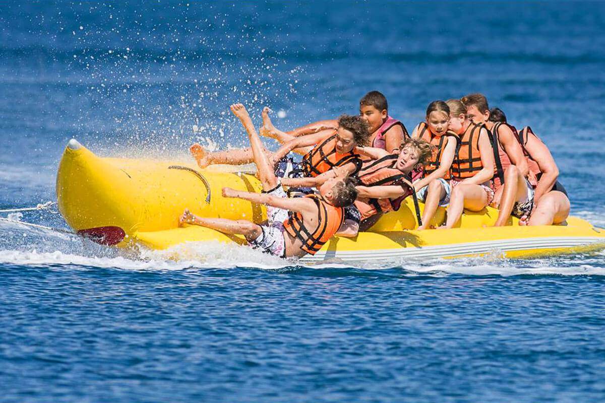 Banana boat excursion, water sports in Barcelona