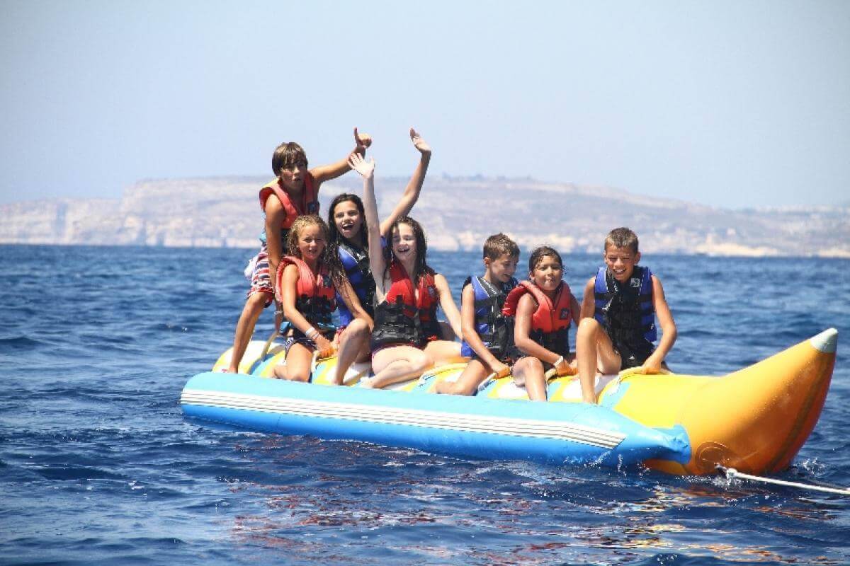 Banana boat excursion, water sports in Barcelona