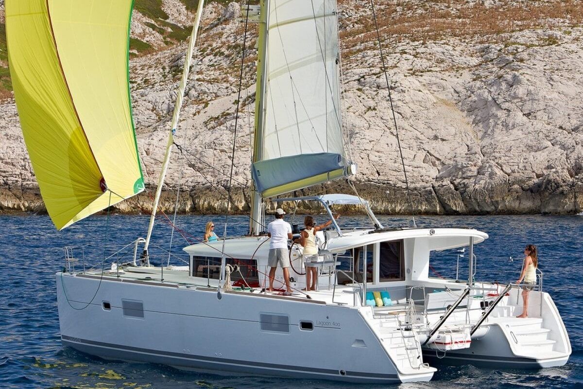 Lagoon 400 S2 catamaran rental in Ibiza and Formentera